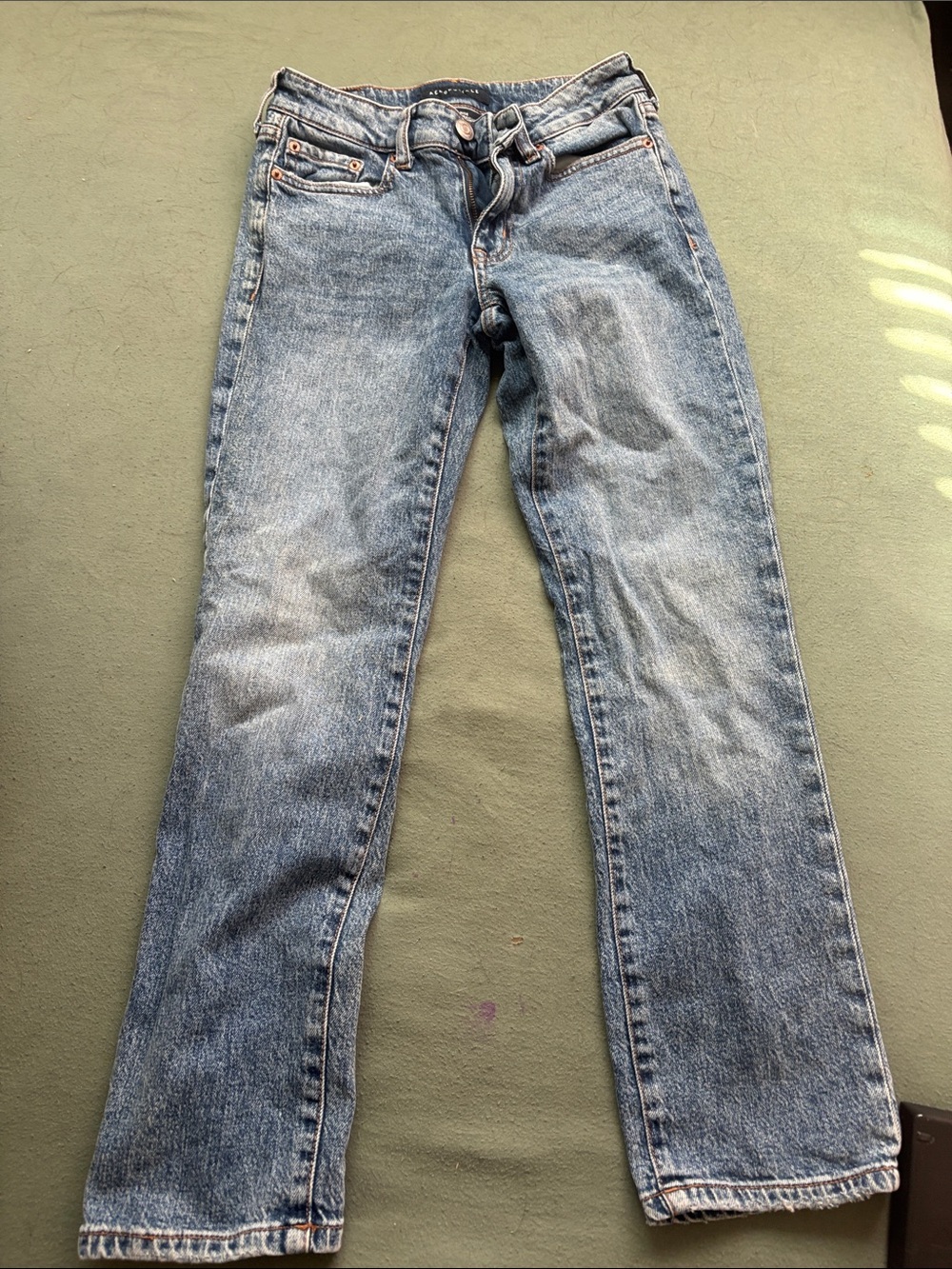 Aeropostale Women's Light Blue Straight-Leg Jeans